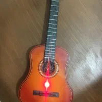 گیتار چراغدار موزیکال دکوری حدودا ۳۰ سانتی