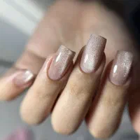 کاشت ناخن /ترمیم ناخن/ژلیش /لمینت ناخن