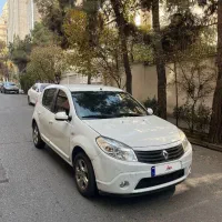 ساندرو اتومات ۹۵ بی رنگ|خودرو سواری و وانت|تهران, اختیاریه|دیوار