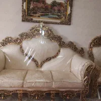 مبل هفت نفره و ساعت ایستاده مناسب جهاز بسیارتمیز