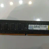 رم DDR4 با ظرفیت 4 گیگ 2400 در حد نو