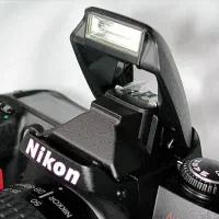 دوربین نیکون N80