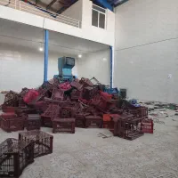 کارگر ساده پای دستگاه