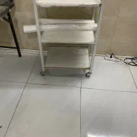 تخت ماساژ نو تا بحال استفاده نشده همراه با ترولی|آرایشی، بهداشتی، درمانی|شهریار, دهشاد بالا|دیوار