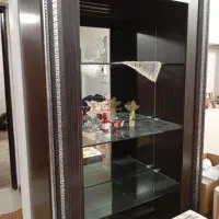 ویترین و کمد