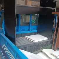 یک عدد میز اداری