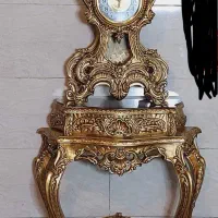 ساعت کنسول و اینه کنسول