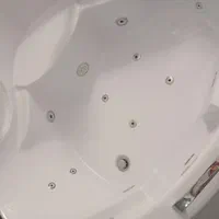 جکوزی برند باداب مثلثی|لوازم حمام|یزد, |دیوار