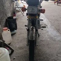 موتور سیکلت ۲۰۰پرواز