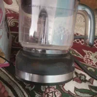 آب مرکبات گیر با طوطی