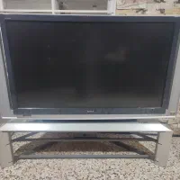 تلوزیون سونی  و زیر تلویزیونی