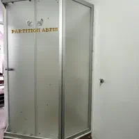 کابین چندوجهی شیشه ای یراق ترک