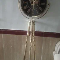 ساعت ایستاده