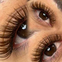 تخفیفات بلک فرایدی خدمات مژه و کراتین و احیای مو