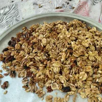 گردو خوانسار 70درصد سفید 30در صدفسنجونی