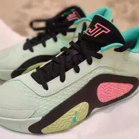 کفش بسکتبال tatum 2 تیتوم ۲ اورجینال سایز 44