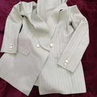 کت وشلوار|لباس|یاسوج, |دیوار