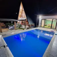 اجاره-کلبه-سویسی-استخر-روباز-چهارفصل