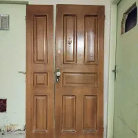 درب ورودی ساختمان