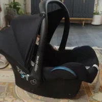 کریر و صندلی ماشین