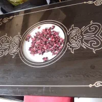 میز و صندلی نهارخوری ۴نفره بسیار زیبا وسالم