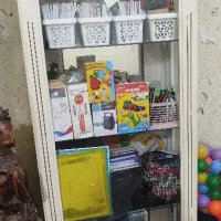 ساعت و بوفه ومجسمه