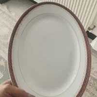 سه عدد دیس چینی با یه کاسه بزرگ