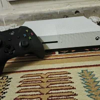 x box 1s تک دسته تمیز|کنسول، بازی ویدئویی و آنلاین|تهران, فلسطین (میدان انقلاب)|دیوار