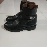 کفش نیم بوت