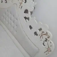ق ش ن گ و ت م ی ز