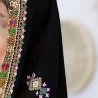 دنبال کار هستم چادر میدوزم سوزن دوزی هم