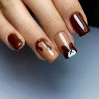 خدمات تخصصی ناخن تخفیف ویژه(۴۰۰)