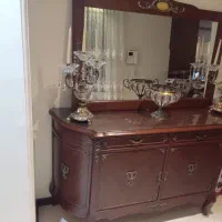 بوفه و آیینه