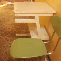 دو عدد صندلی به همراه میز، سالم سالم