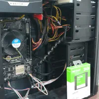 کامپیوتر کامل با قابلیت ارتقا|رایانه رومیزی|جهرم, |دیوار