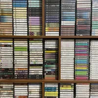 فروش و‌ خریدار سی دی و نوار کاست اورجینال|فیلم و موسیقی|کرج, جهان‌شهر|دیوار