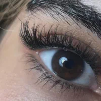 کمک به زیبایی دختران کشورم تو شرایط جنگی مژه موقت