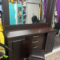 میز آرایشی و دو عدد پاتختی