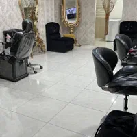 ف ر و ش واحد تجاری اداری  جلوی خیابان