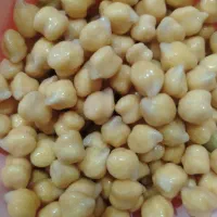 نخود کرمانشاه ریز و درشت عمده و خرده با قیمت مناسب