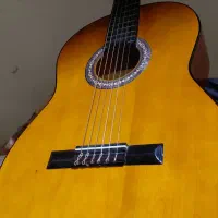 گیتار دست ساز