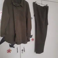 تعدادی شومیز و شلوار