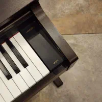 پیانوی دیجیتال Casio AP-270 رنگ سفید و رزوود|پیانو، کیبورد، آکاردئون|تهران, سیمای ایران|دیوار