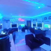 مغازه بر خیابان حاج زینل|فروش مغازه و غرفه|قم, حاج زینل|دیوار