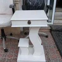 میز تلفن نمایشگاه فقط ۲/۷۰۰ ت|میز تلفن|ایلام, |دیوار