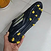 استوک ادیداسf50|کیف، کفش، کمربند|اصفهان, صدف|دیوار