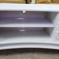 میز چوبی در حد نو