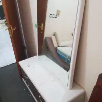 آینه و میز آرایش