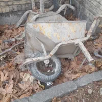 فرقون|ابزارآلات|کرج, بنیاد|دیوار