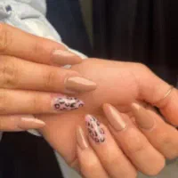 کاشت ناخن 380